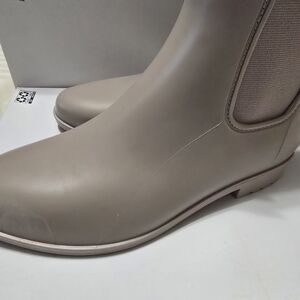 Women's Winter & Rain Boots - Taupe